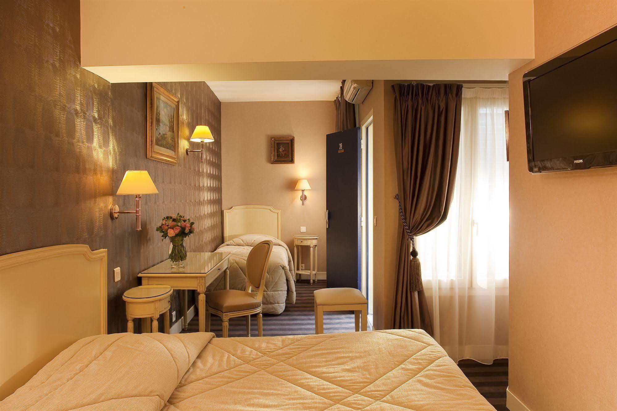 פריז Hotel Riviera Elysees מראה חיצוני תמונה